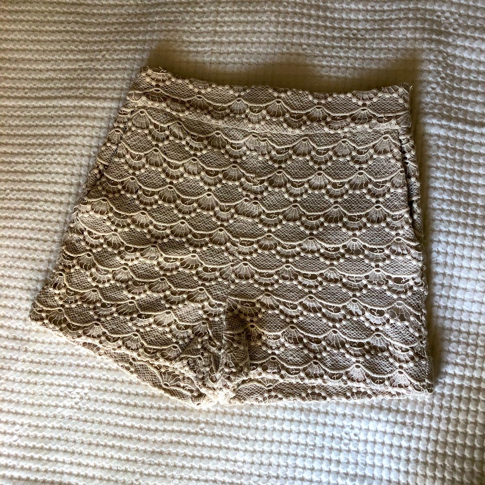 Express size 2 high waisted shorts in cream colored lace